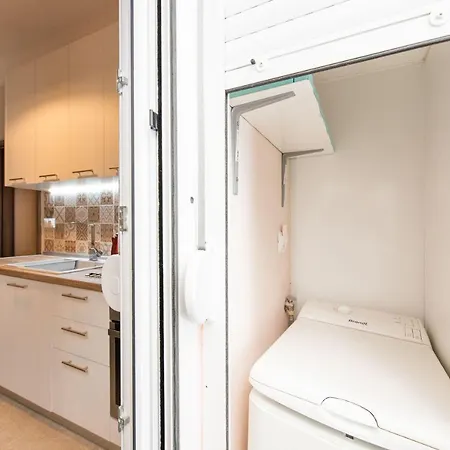 Apricot By Halu! Cozy Next To Agia Sophia Metro Station * Thessalonique